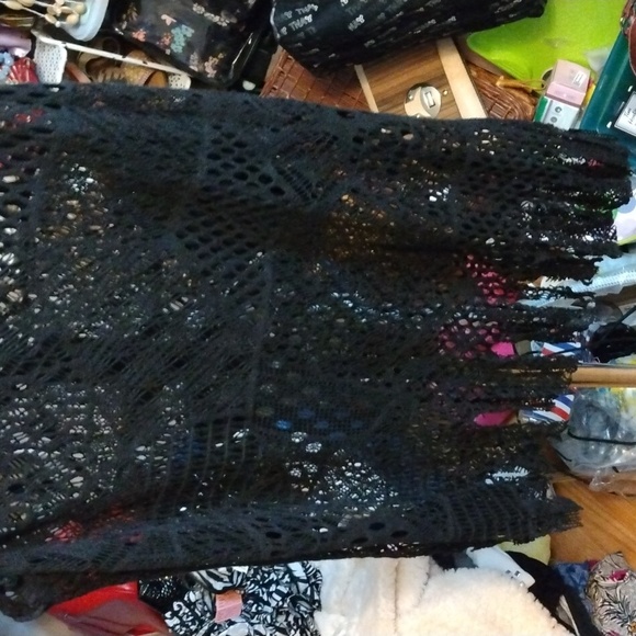 Papillon women's black embroidery top sz Medium - Picture 12 of 17